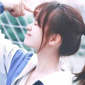 中国黄色绿像少女大片
